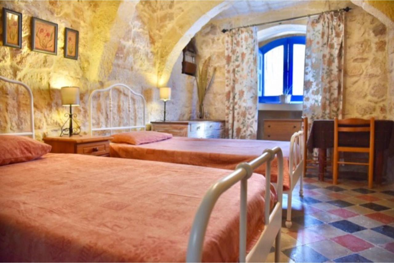 Ta'Martin Farmhouse Xewkija Gozo ภายนอก รูปภาพ